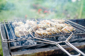 шашлык на решетке