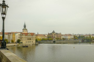 Prag an der Moldau von der Karlsbrücke aus gesehen