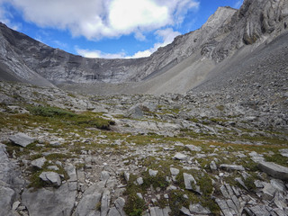 Fototapeta na wymiar Canadian glacier valley
