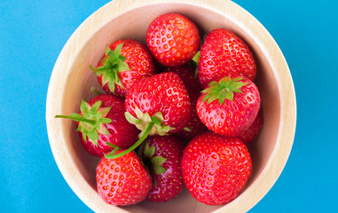 plate of fresh strawberries