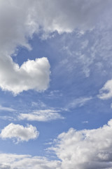 Obraz premium Clouds in the blue sky.