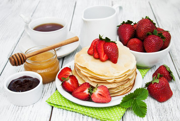 pancakes with strawberries