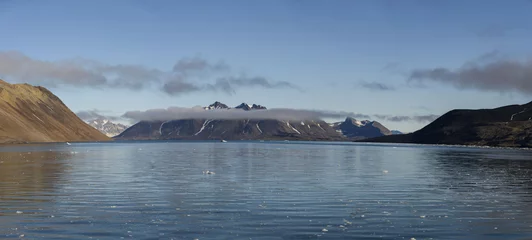 Arctisch landschap © Alexey Seafarer