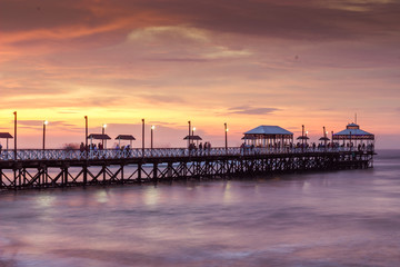Fototapeta premium MUELLE DE HUANCHACO - TRUJILLO PERÚ