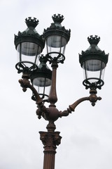 Fototapeta na wymiar Paris steet lamp