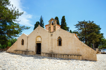 Fototapeta na wymiar The church Panagia Kera in the village Kritsa, Crete, Greece