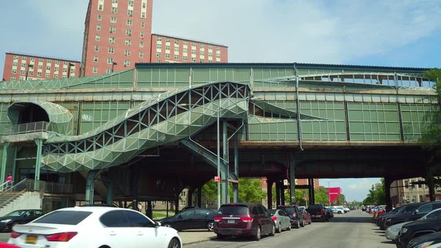 W 8 St  NY Aquarium train station platform 4k