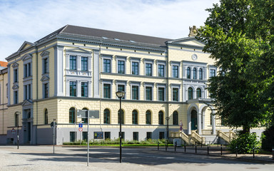Fototapeta na wymiar Altes Gebäude in rostock
