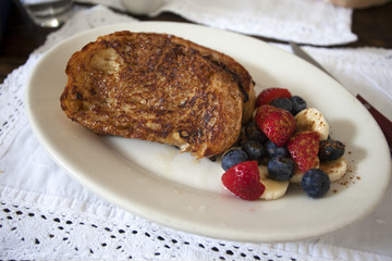 French Toast with strawberries, blueberries and banana