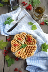 Wafers with red currants