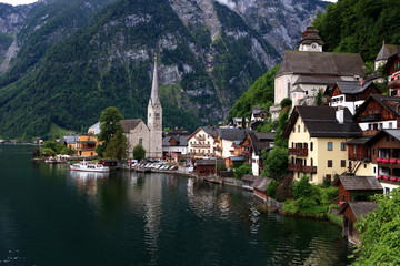 Fototapeta na wymiar Attractive view of houses and building in Hallstatt