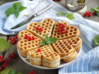 Wafers with red currants