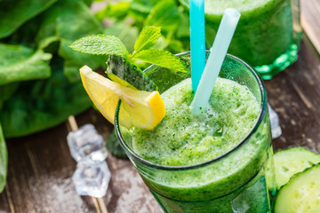 Green vegetable smoothie