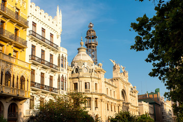 Obraz premium Budynek poczty w Walencji w Hiszpanii