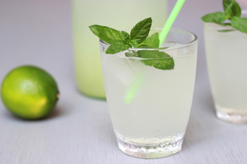 fresh lemonade with lime