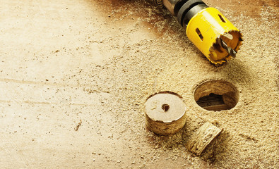 Manufacturer of large holes with electrical instruments