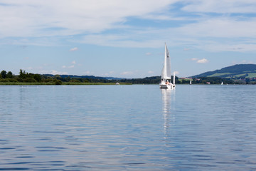 See und Segelboot