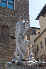 Ercole e Caco, scultura di Baccio Bandinelli, Piazzadella Signoria