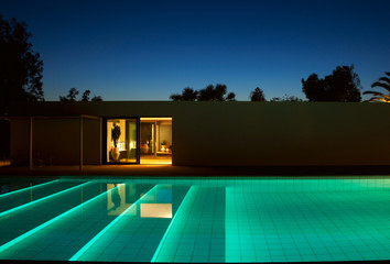 Beautiful Luxury Home with Swimming Pool