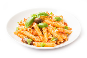Penne con sugo al pomodoro, olive, basilico e formaggio, Italian Pasta