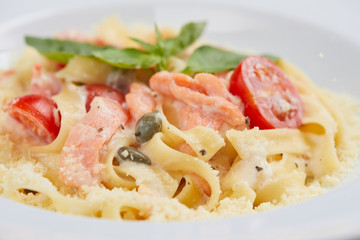 pasta with salmon