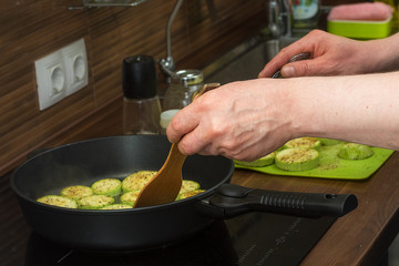 Preparation of fried zucchini