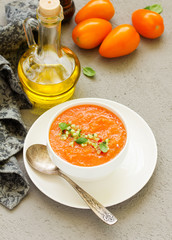 Spanish tomato soup with gazpacho from yellow tomatoes.