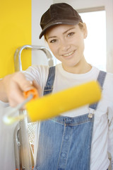 Bilder und Videos suchen: angestrichen