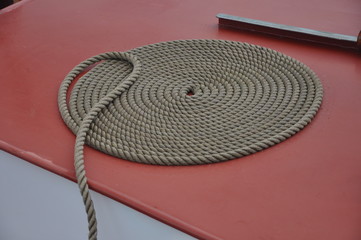 Anlegeseil für Boote zum Festmachen am Liegeplatz im Hafen