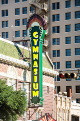 Naklejka premium Schild 260 - Gymnasium