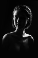 Fototapeta na wymiar Young woman black and whitet portrait