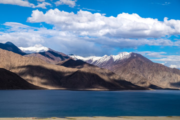 Fototapeta na wymiar Landscape around Pangong Lake in Ladakh, India