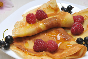 Pancakes with fresh berries