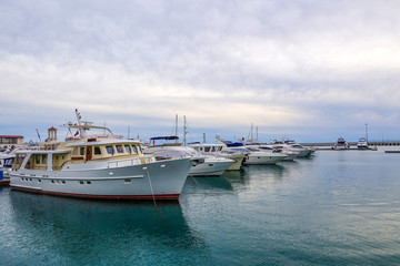 Fototapeta na wymiar Yachts in port