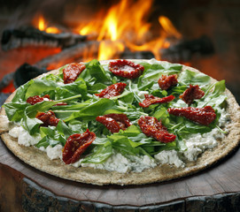 Vegetarian pizza with whole wheat