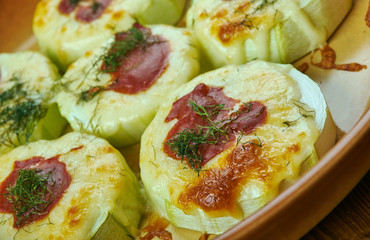 Zucchini mini pizza.
