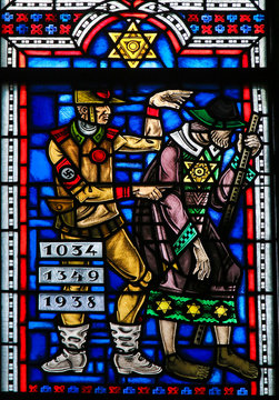 Stained Glass in Worms - Antisemitism in Nazi Germany