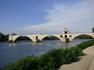 Fototapeta na wymiar Pont d'Avignon 