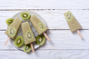 Homemade kiwi popsicle