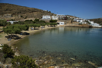 Fototapeta na wymiar Glifo beach in Sifnos in Greece