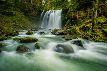 Obraz premium Majestic Falls