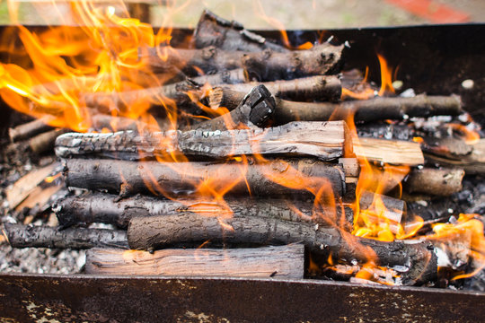 Burning firewood