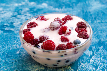raspberry with yogurt