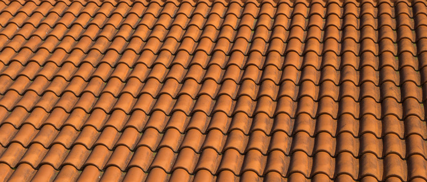 Texture of classic shingles: repeated pattern of tile of house top on the roof