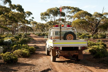 Off Road Track in the Outback © Adwo