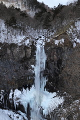 冬の華厳の滝 ( 日光市 )