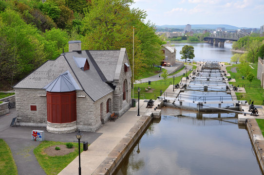 Rideau Canal in downtown Ottawa, Ontario, Canada. Rideau Canal was registered as a UNESCO World Heritage Site for the reason of the oldest continuously operated canal system in North American.