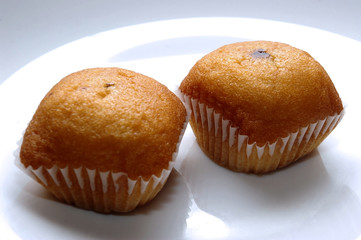 Magdalenas caseras rellenas de chocolate