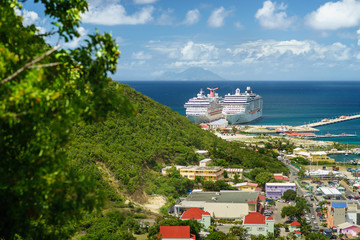 PHILIPSBURG, SINT MAARTEN. View of the port with cruise ships from the bird's flightz.