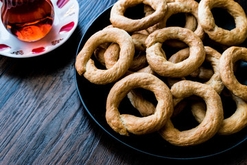 Turkish Bakery with tea / Gevrek Galeta Halka..